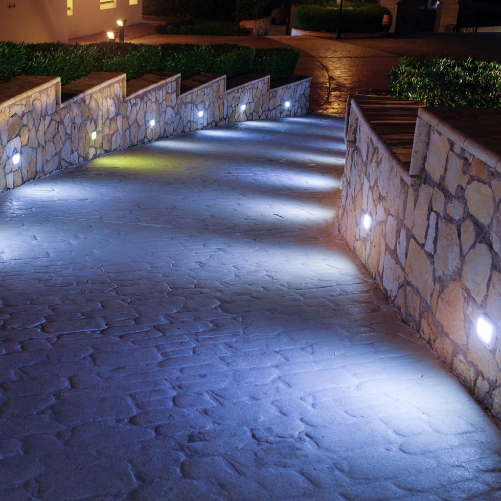 APLIQUE LED MATEL ABATIBLE ALUMINIO 40W FRÍA - Imagen 3