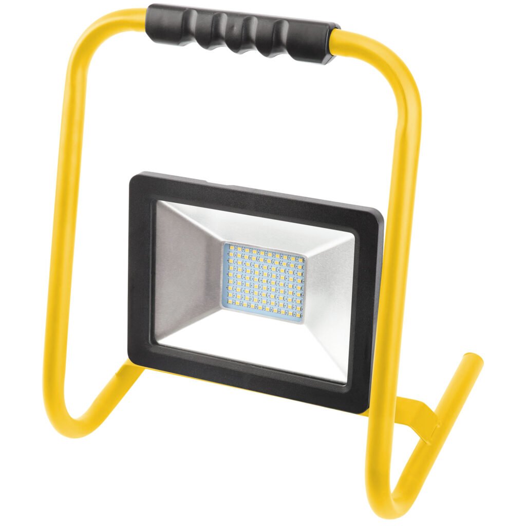 PROYECTOR LED MATEL CON SOPORTE IP65 70W FRÍA